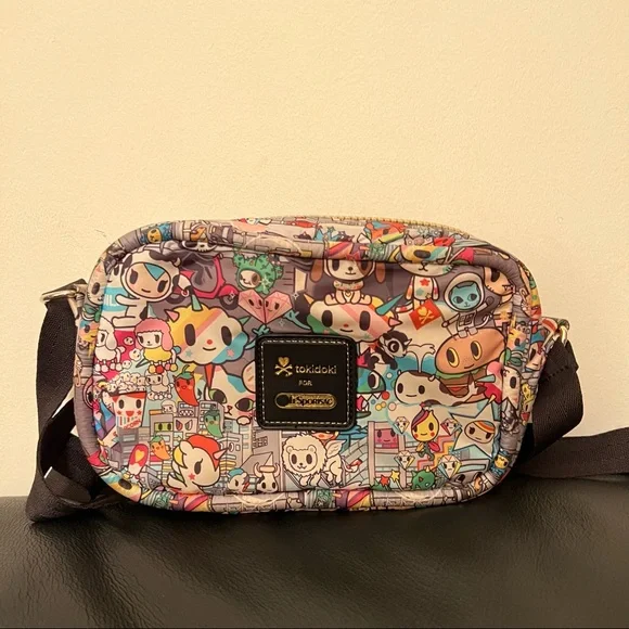 LeSportsac x Tokidoki Crossbody Camera Bag - Picture 3 of 6